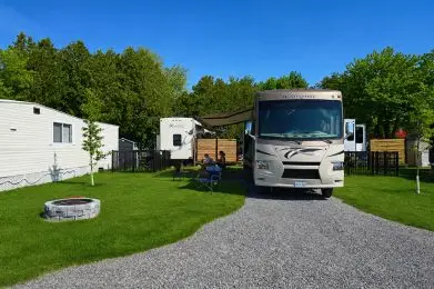 Premium overnight site with dog run